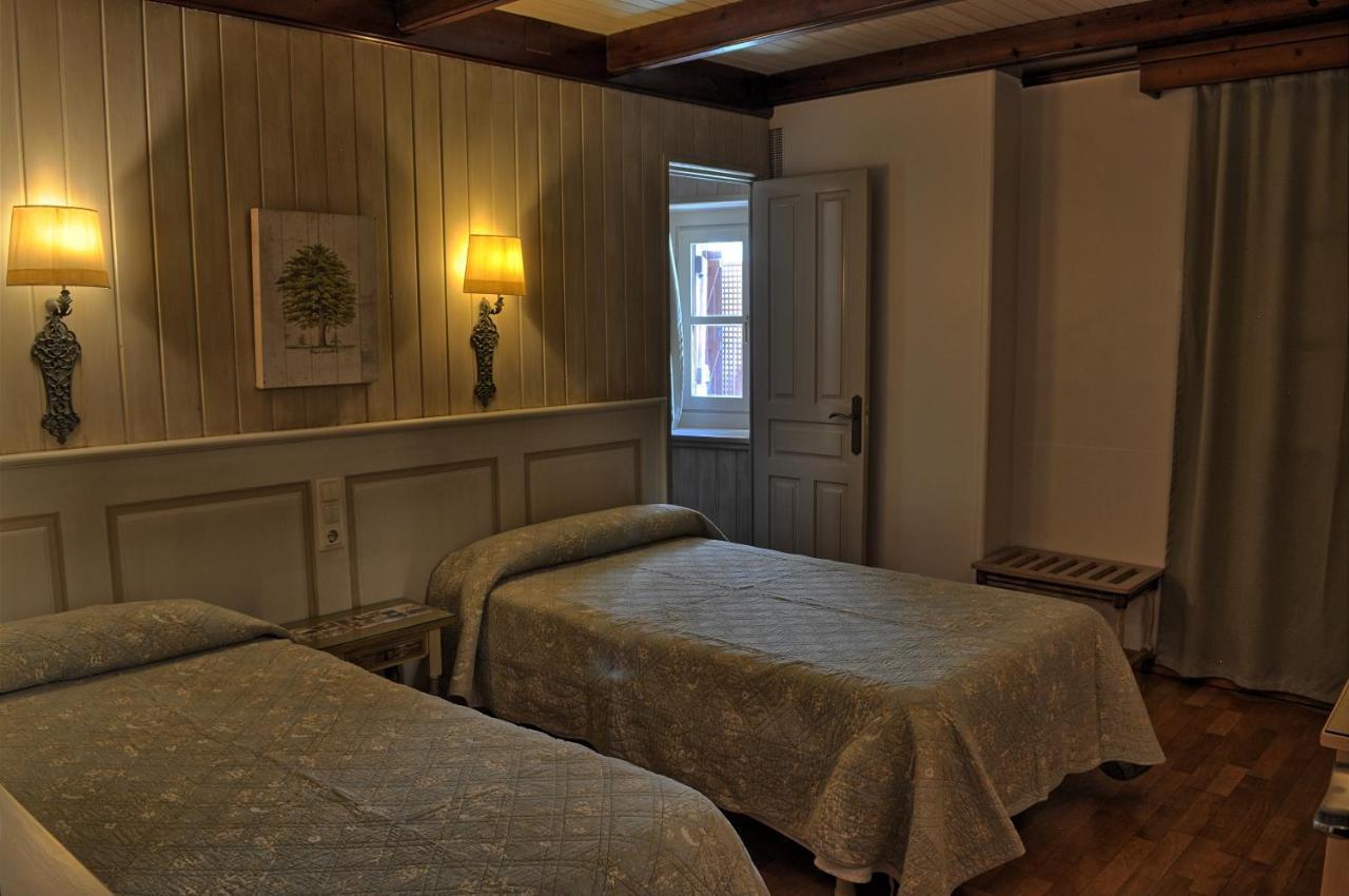 Hotel Villa De Torla Eksteriør bilde