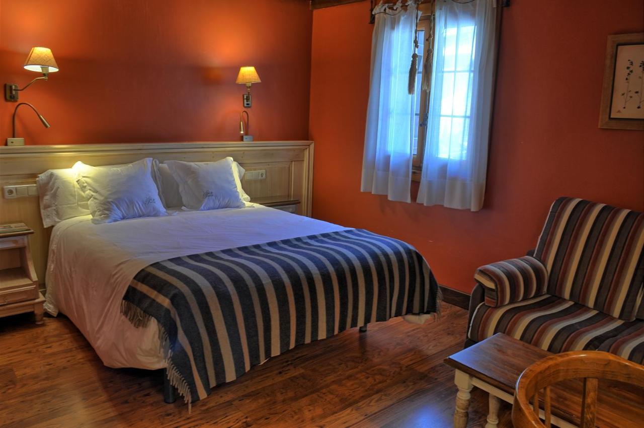 Hotel Villa De Torla Eksteriør bilde