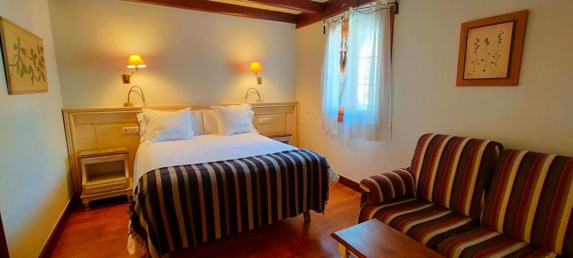 Hotel Villa De Torla Eksteriør bilde