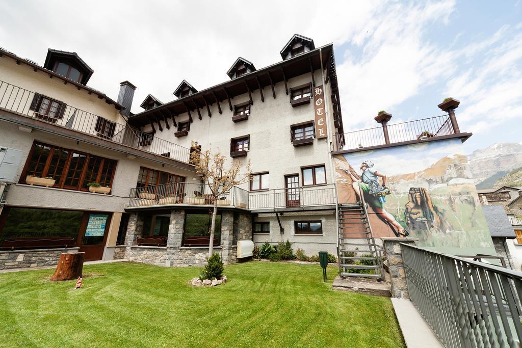 Hotel Villa De Torla Eksteriør bilde