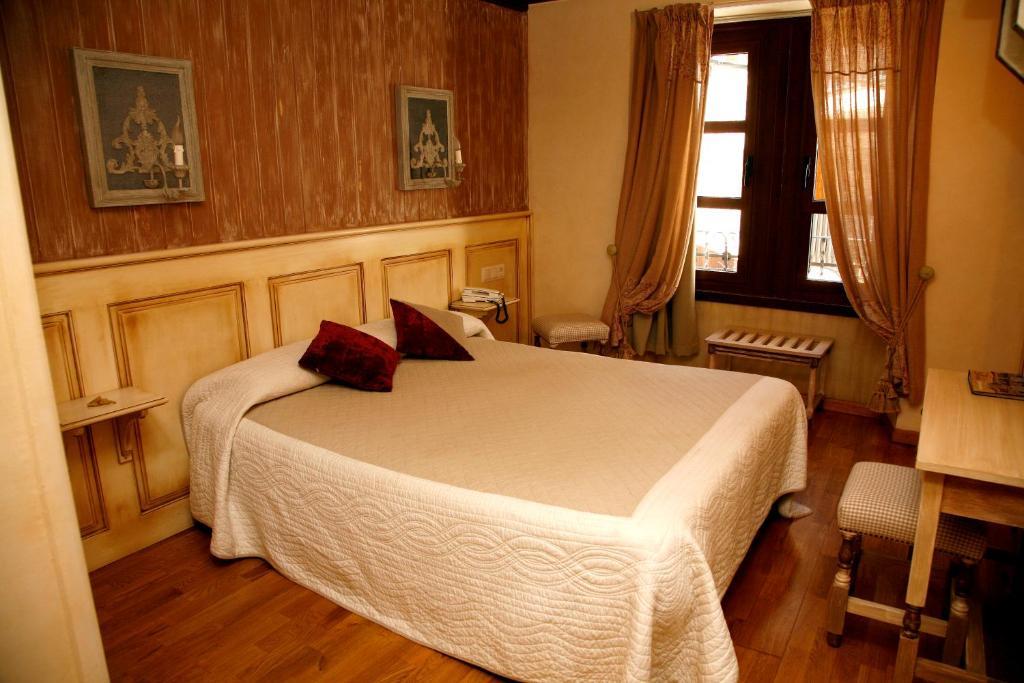 Hotel Villa De Torla Rom bilde